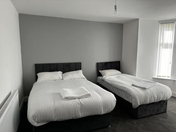 OYO Cheetham Hill Guest House : photo 1 de la chambre standard triple room - shared