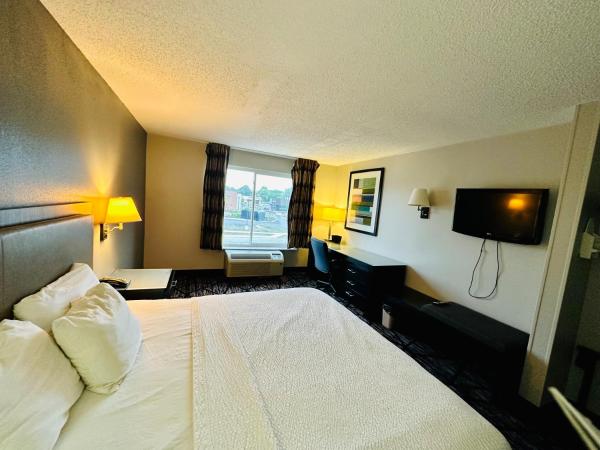 BlissPoint Inn Northwest Indianapolis : photo 5 de la chambre chambre lit king-size - non-fumeurs