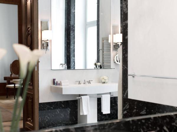 The Ritz-Carlton, Vienna : photo 9 de la chambre suite présidentielle avec accès au salon club - vue sur ville