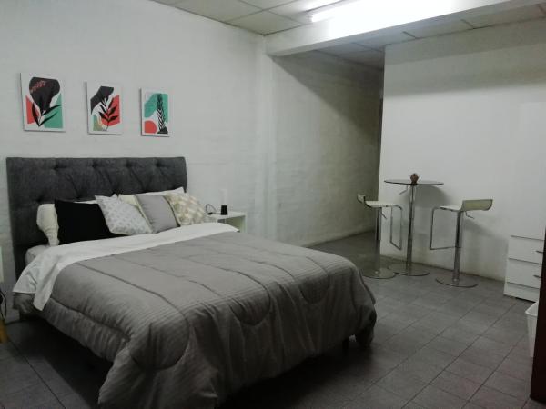 Clover Hostel : photo 7 de la chambre chambre double deluxe