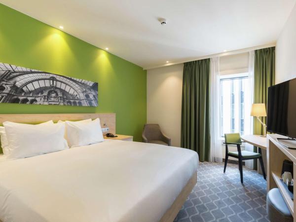 Hampton By Hilton Antwerp Central Station : photo 1 de la chambre chambre lit king-size
