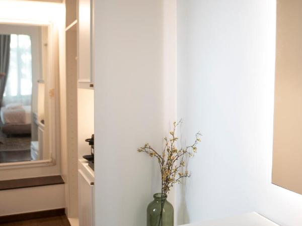 Jensen Luxury Suites : photo 8 de la chambre suite deluxe avec baignoire spa