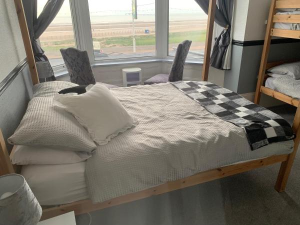 St Albans Hotel : photo 2 de la chambre chambre familiale (2 adultes et 2 enfants)