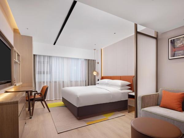 Home2 Suites by Hilton Chengdu Kuanzhai Alley : photo 4 de la chambre chambre lit king-size supérieure