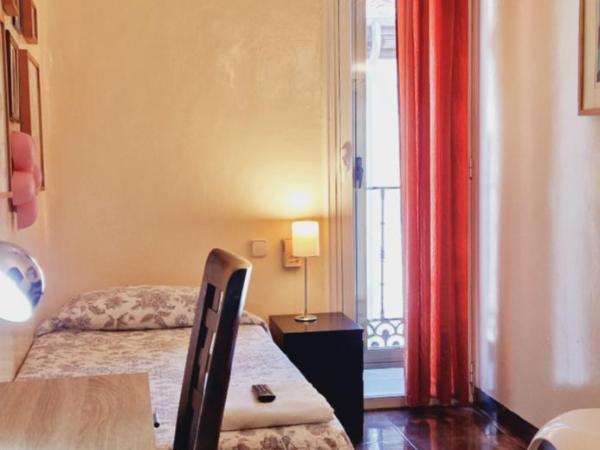 Casa de Huespedes Dolce Vita : photo 4 de la chambre chambre simple avec salle de bains commune