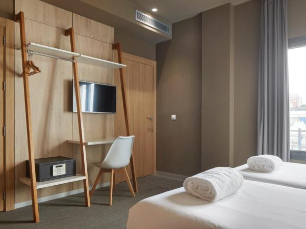 Hotel Landaben : photo 7 de la chambre chambre double ou lits jumeaux standard