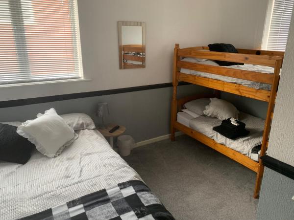 St Albans Hotel : photo 3 de la chambre chambre familiale (2 adultes et 2 enfants)