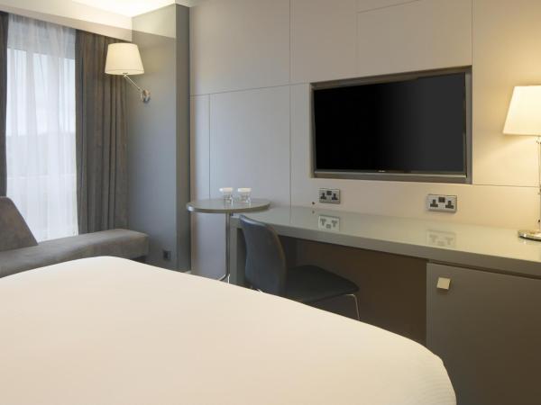 DoubleTree by Hilton Bristol City Centre : photo 9 de la chambre chambre lit queen-size 
