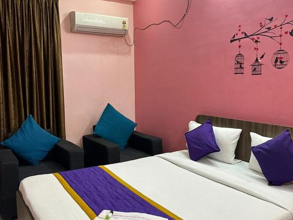 Hotel Golden Stays : photo 7 de la chambre chambre deluxe