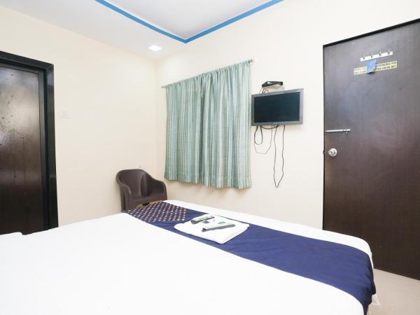 Hotel Om Residency : photo 5 de la chambre chambre double deluxe