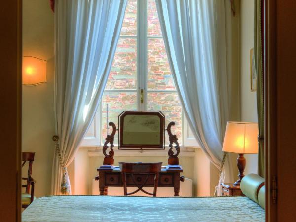 Palazzo Niccolini al Duomo Residenza D'Epoca : photo 2 de la chambre suite