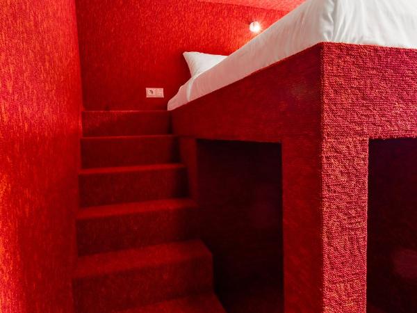 Hotel Not Hotel Rotterdam : photo 7 de la chambre party room (shared bathroom)