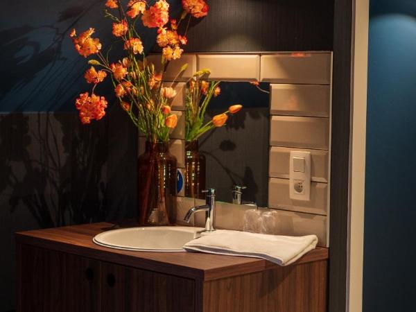 Gran Hotel De Passage : photo 2 de la chambre chambre double avec salle de bains privative