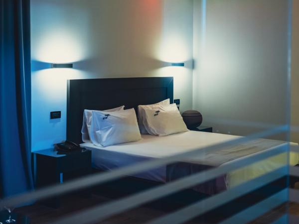 Pines Hotel : photo 10 de la chambre chambre double deluxe avec balcon