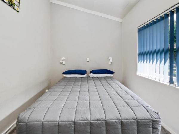 Jack & Di's Lakefront Motel : photo 7 de la chambre appartement 2 chambres - vue sur lac