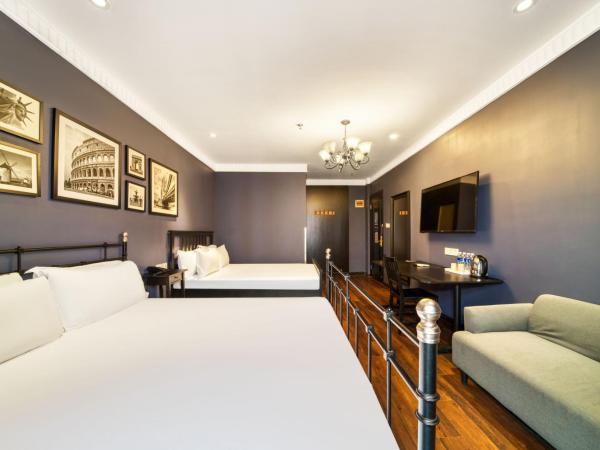 Men Tang Hotel : photo 2 de la chambre chambre familiale avec balcon