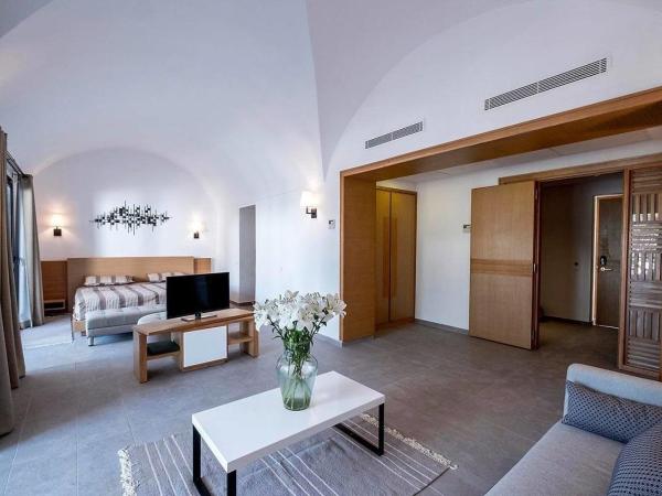 Les Orangers Garden Villas and Bungalows Ultra All inclusive : photo 4 de la chambre chambre double deluxe avec balcon