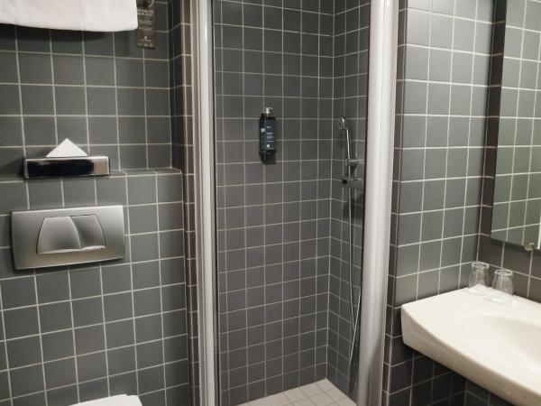 Hotel Reykjavík Centrum : photo 6 de la chambre chambre double deluxe