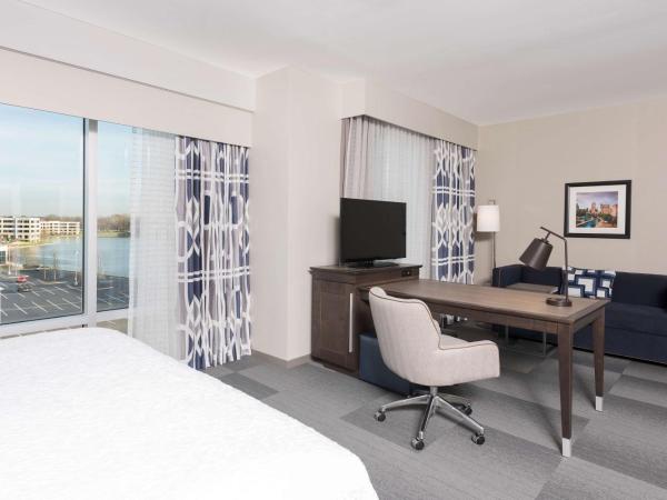 Hampton Inn & Suites Indianapolis-Keystone, IN : photo 1 de la chambre studio d'angle lit king-size