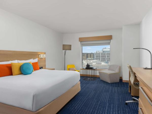 The Art Hotel Denver, Curio Collection by Hilton : photo 4 de la chambre chambre lit king-size