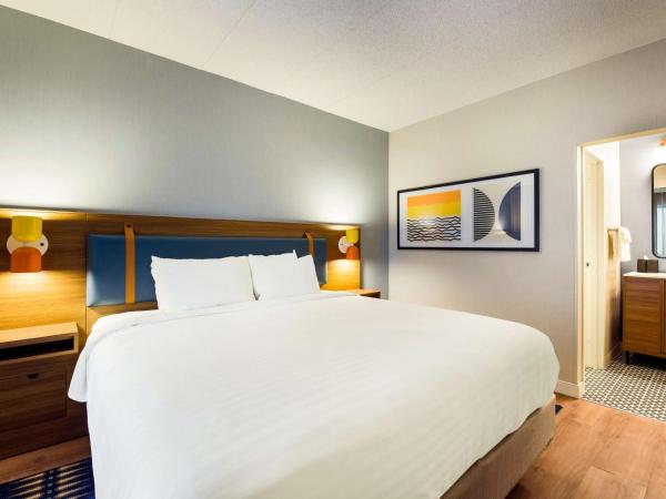 Sonesta Select Philadelphia Airport : photo 4 de la chambre suite 1 chambre lit king-size