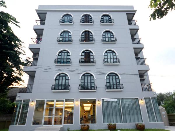 Resortel Lat Phrao 91 : photo 1 de la chambre appartement avec balcon