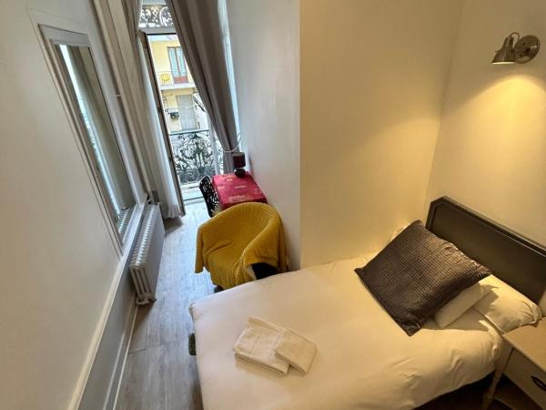 Authentic by Balladins, Hôtel Le Carré d'Aix : photo 2 de la chambre single douche