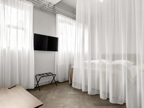 The Swan House by Heimaleiga : photo 6 de la chambre studio sous-sol