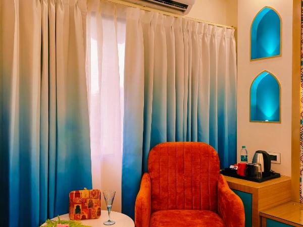 Hotel Sarang Palace - Boutique Stays : photo 3 de la chambre luxurious moroccan theme room with panoramic city view and designer bed