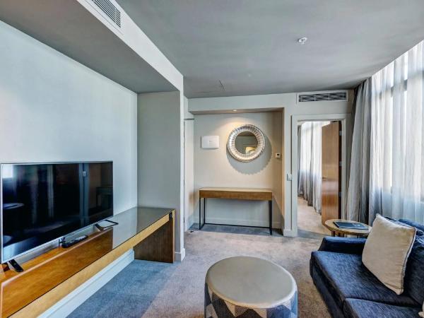 Distinction Dunedin Hotel : photo 5 de la chambre suite junior