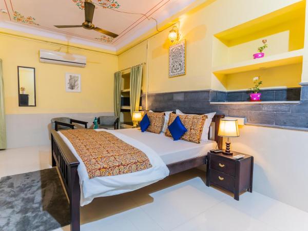 Kalyan Villa Homestay : photo 5 de la chambre chambre double avec salle de bains privative