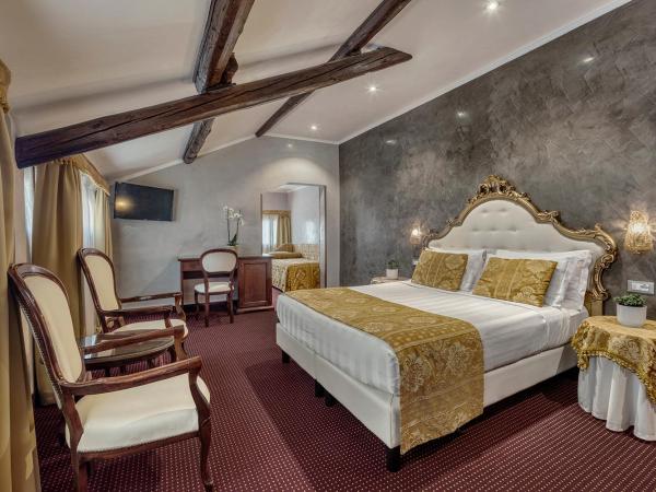 Hotel Pausania : photo 1 de la chambre chambre quadruple