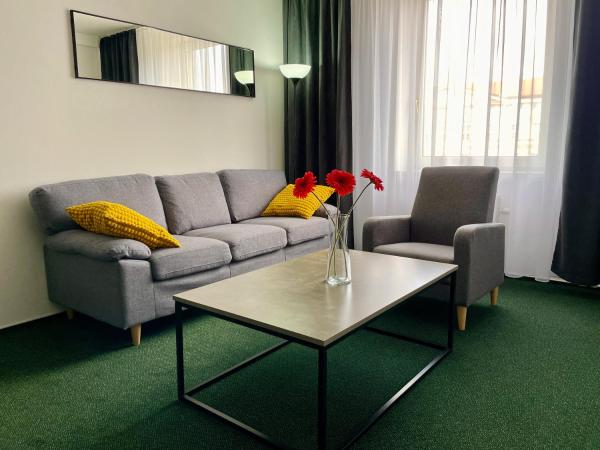 A-Austerlitz Hotel : photo 2 de la chambre suite supérieure lit king-size