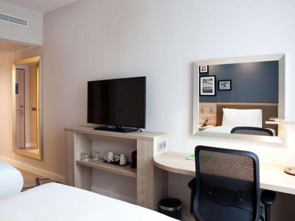 Hampton By Hilton Munich City Center East : photo 1 de la chambre chambre lits jumeaux