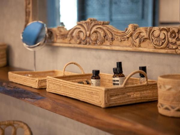 Les Palmiers Boutique Hôtel & Spa : photo 9 de la chambre suite avec piscine privée