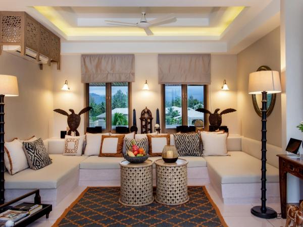 Devasom Khao Lak Beach Resort & Villas : photo 9 de la chambre devasom sky villa two-bedroom oceanfront penthouse