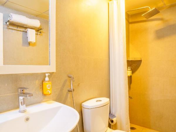 Bloom Hotel - Cyber Towers : photo 5 de la chambre chambre lit king-size deluxe