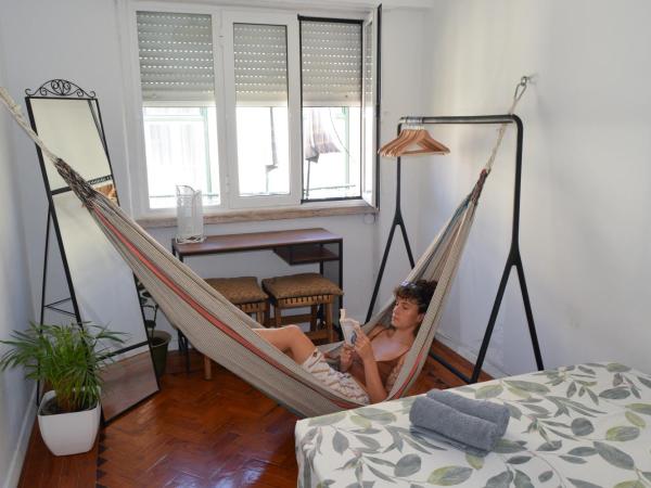 Maria Shared Apartment in Central Lisbon : photo 3 de la chambre chambre double
