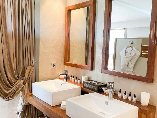 Cannes Villa St Barth : photo 5 de la chambre suite royale avec terrasse - vue sur mer