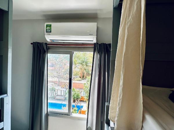 Gorilla Hostel : photo 6 de la chambre lit dans dortoir mixte de 8 lits 