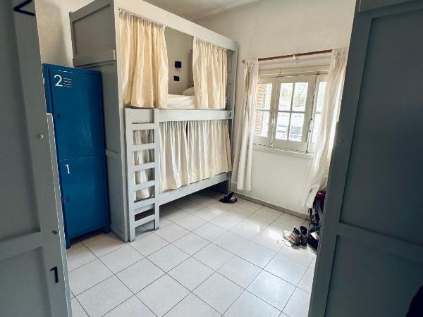 Gorilla Hostel : photo 4 de la chambre lit dans dortoir mixte de 6 lits