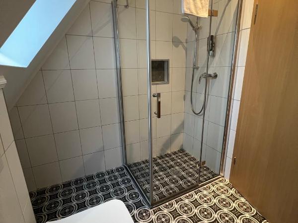 Hotel Himmel und Havel : photo 4 de la chambre chambre triple confort avec douche