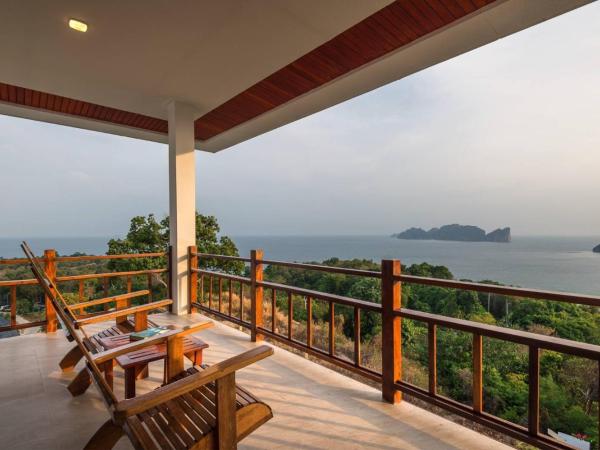 Phi Phi Mountain Beach Resort SHA Certified : photo 9 de la chambre deluxe ocean panorama view