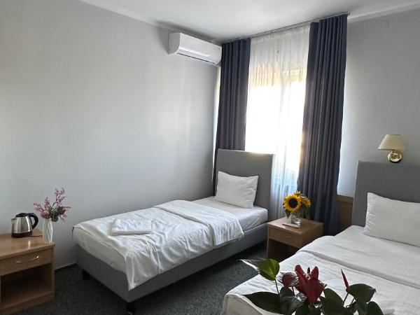 Lezzet Hotel & Turkish Restaurant : photo 1 de la chambre chambre lits jumeaux Économique