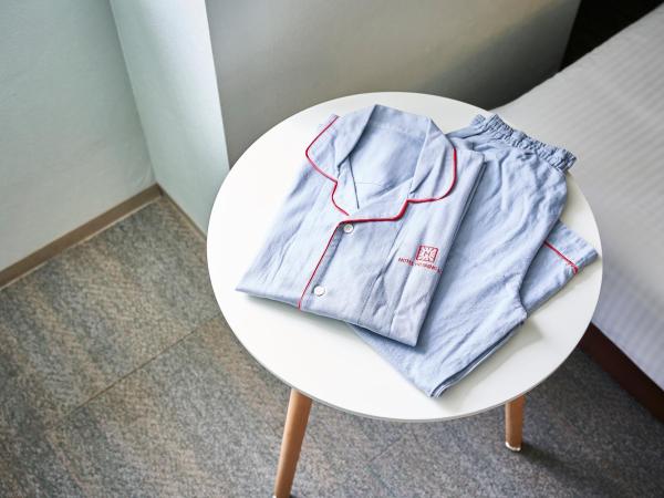 Hotel Morning Box Osaka Shinsaibashi : photo 10 de la chambre compact single room with shared bathroom and toilet