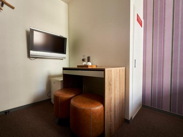 Hotel Morning Box Osaka Shinsaibashi : photo 4 de la chambre chambre lits jumeaux standard avec salle de bains commune