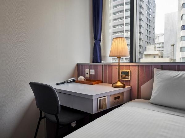 Hotel Morning Box Osaka Shinsaibashi : photo 4 de la chambre chambre simple standard avec salle de bains commune