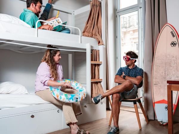 Georges Hostel & Café : photo 1 de la chambre lit simple dans dortoir de 4 lits