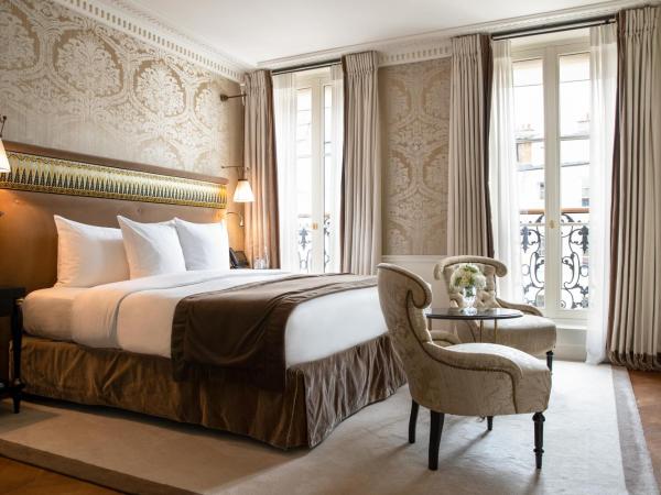 La Réserve Paris Hotel & Spa : photo 1 de la chambre chambre prestige