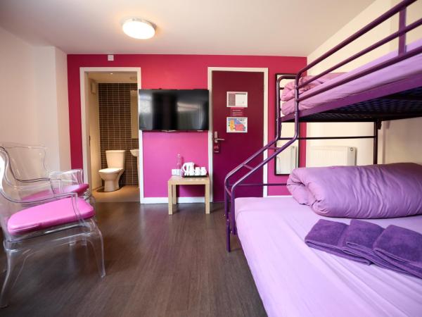 Safestay London Elephant & Castle : photo 4 de la chambre chambre triple avec salle de bains privative